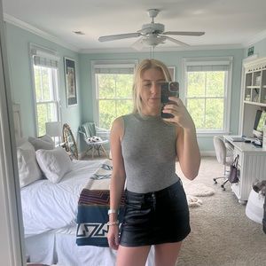 NYTT Grey strip high neck bodysuit